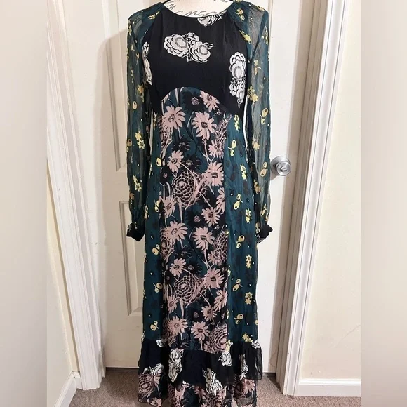 chinese dress ladies Sail to Sable x Style Charade Anne Sequin Maxi in Silver Large main image 0